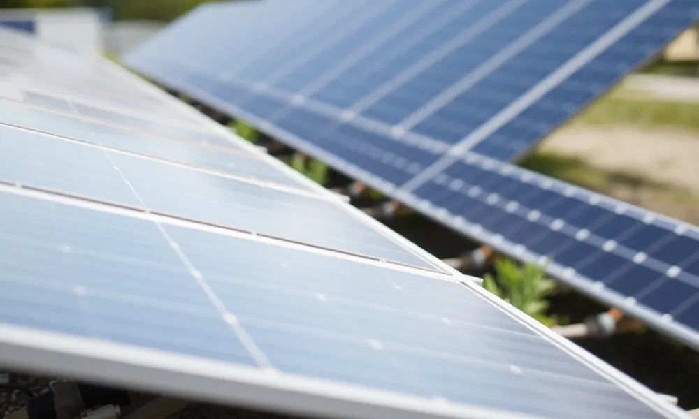 How Off-Grid Solar Works and the Real Trade-Off