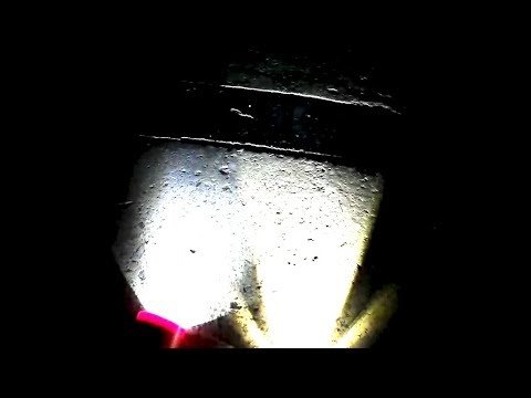 LED vs incandescent flashlight