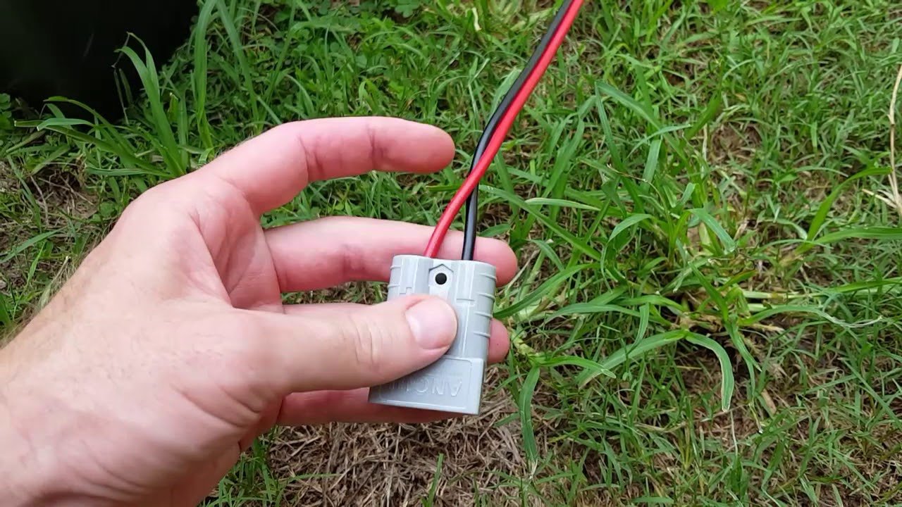 solar panel battery connection