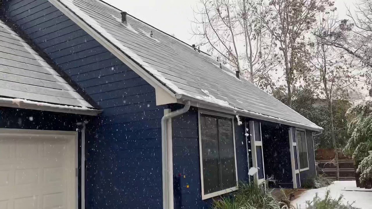 solar panel snow shedding