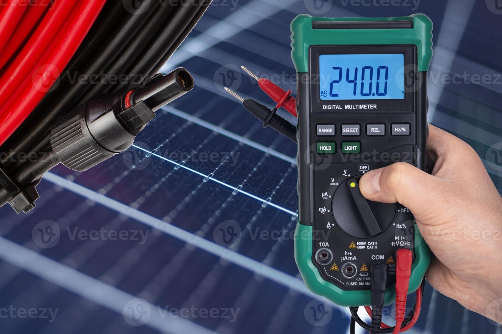 solar panel voltage measurement