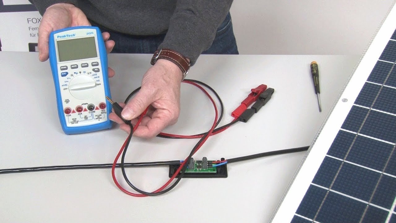 solar panel voltage test